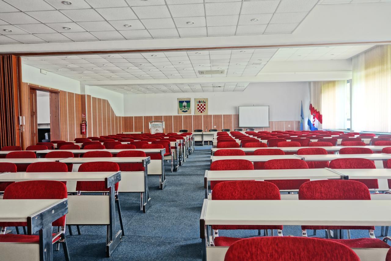 Hotel Matija Gubec Stubicke Toplice Экстерьер фото