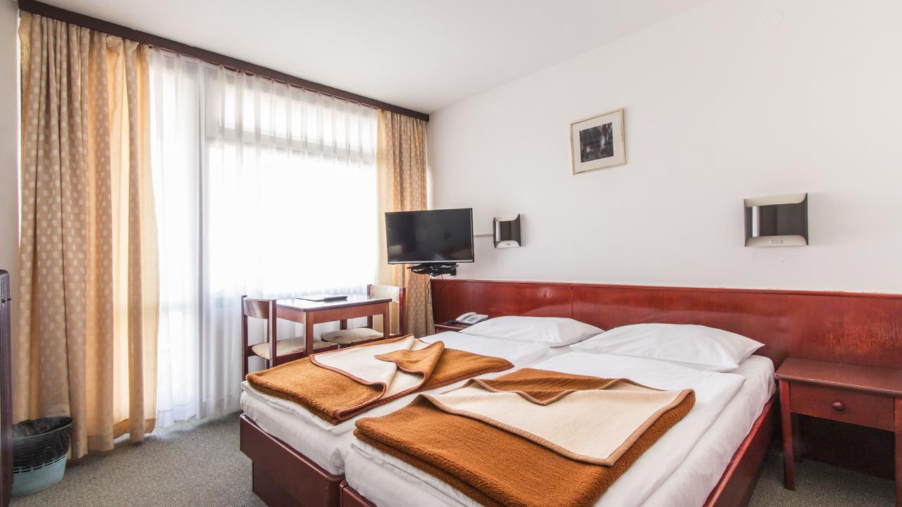 Hotel Matija Gubec Stubicke Toplice Экстерьер фото